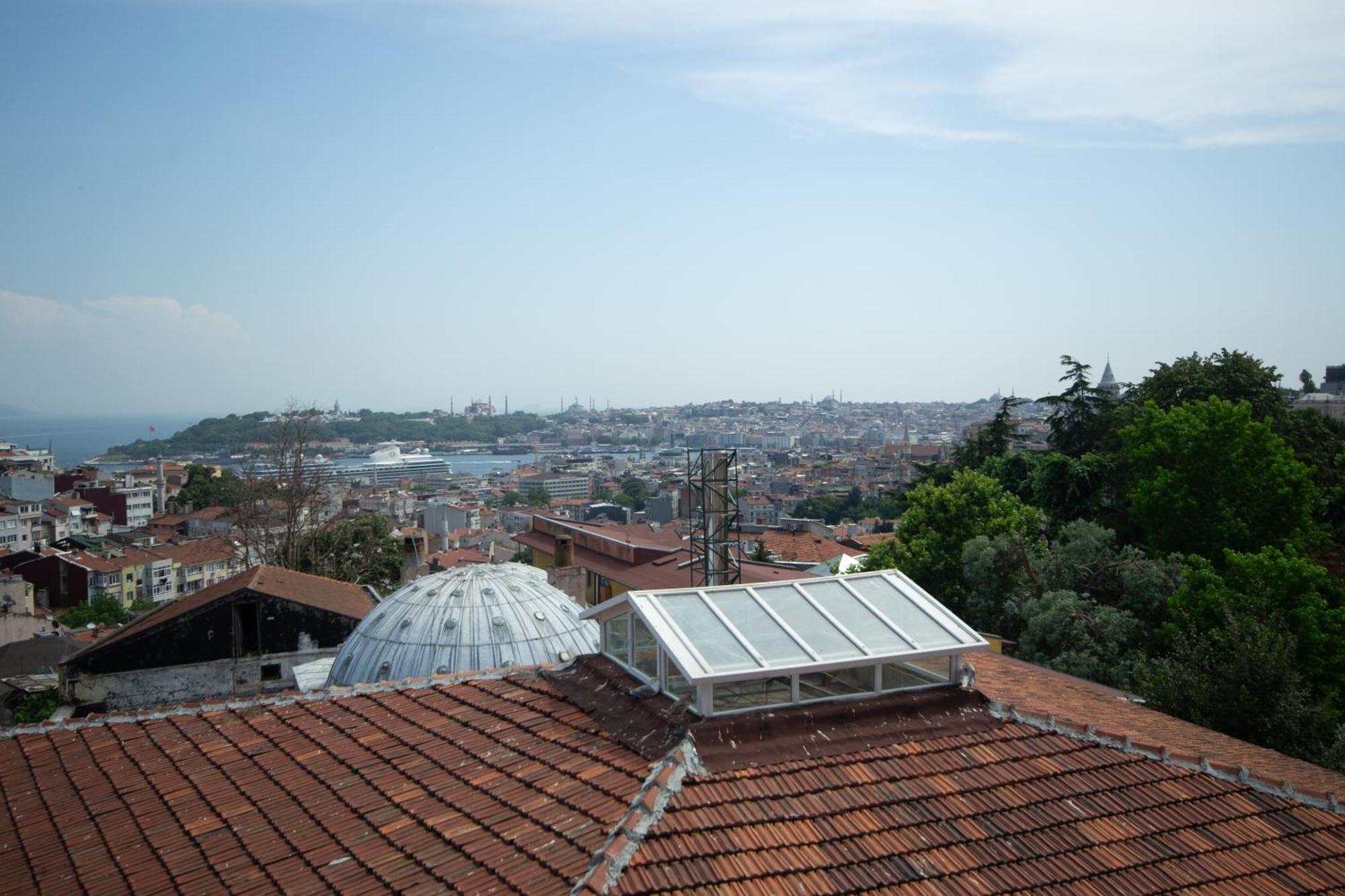 Iq Hotel Galatasaray Istanbul Exterior photo